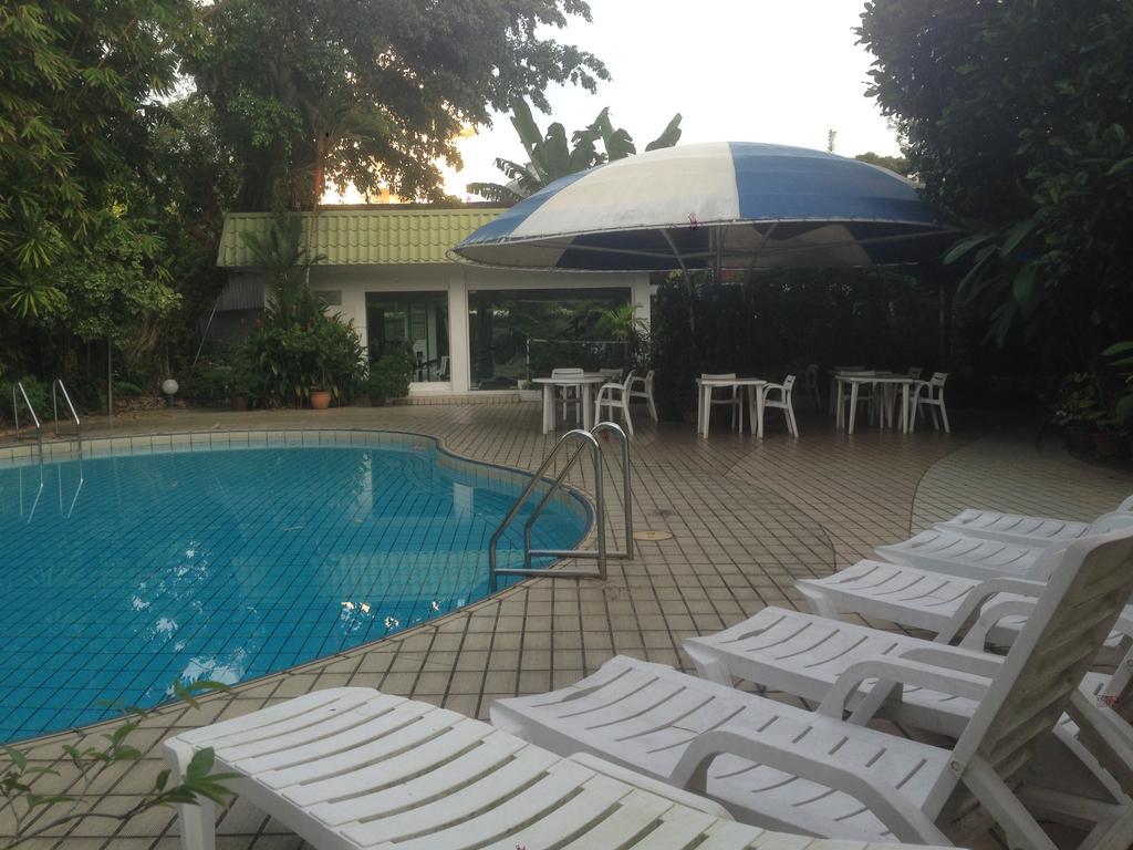 Terrace Hotel Bandar Seri Begawan Kültér fotó