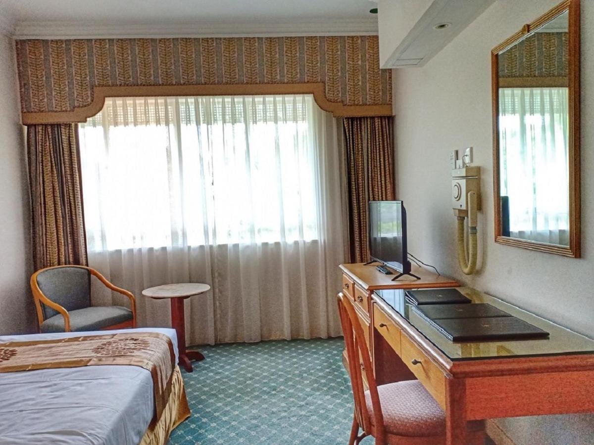 Terrace Hotel Bandar Seri Begawan Kültér fotó