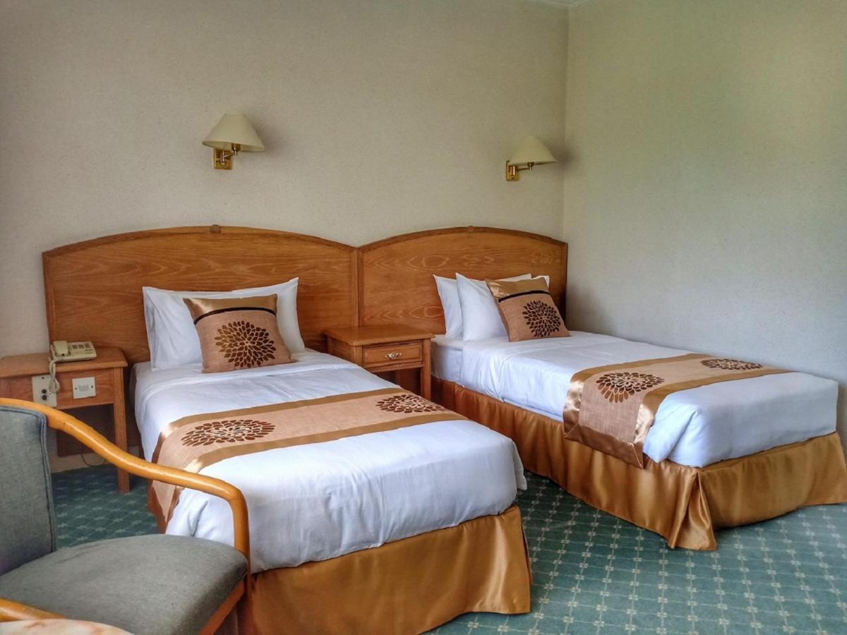 Terrace Hotel Bandar Seri Begawan Kültér fotó