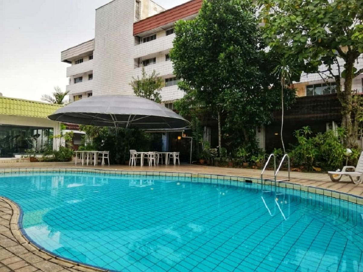 Terrace Hotel Bandar Seri Begawan Kültér fotó